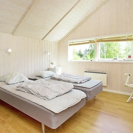펜션 Four-bedroom Holiday In 2