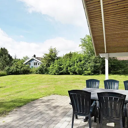 펜션 Four-bedroom Holiday In 2 *